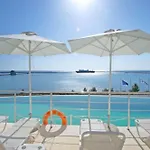 מלון Palace 4*