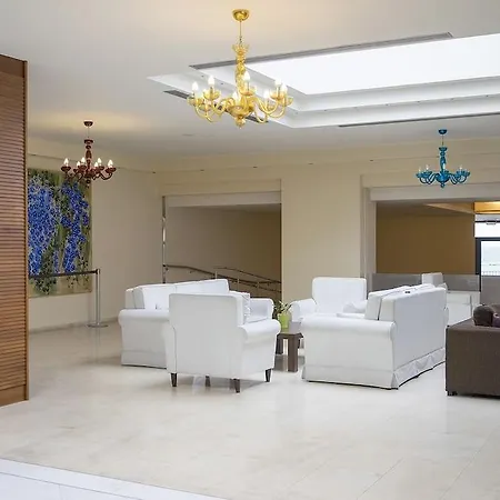 Palace Hotel 4*