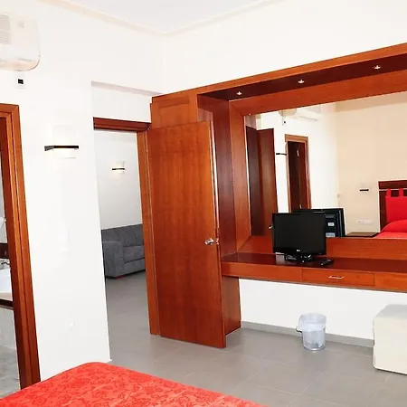 Ξενοδοχείο Palace 4*
