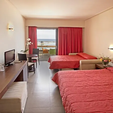 Palace 4*