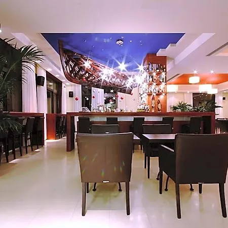 Palace Hotel 4*