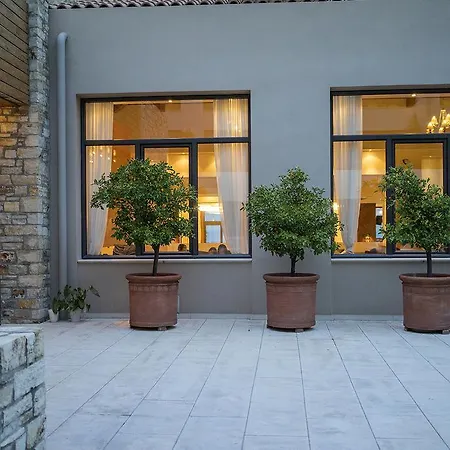 Hotel Palace Kími